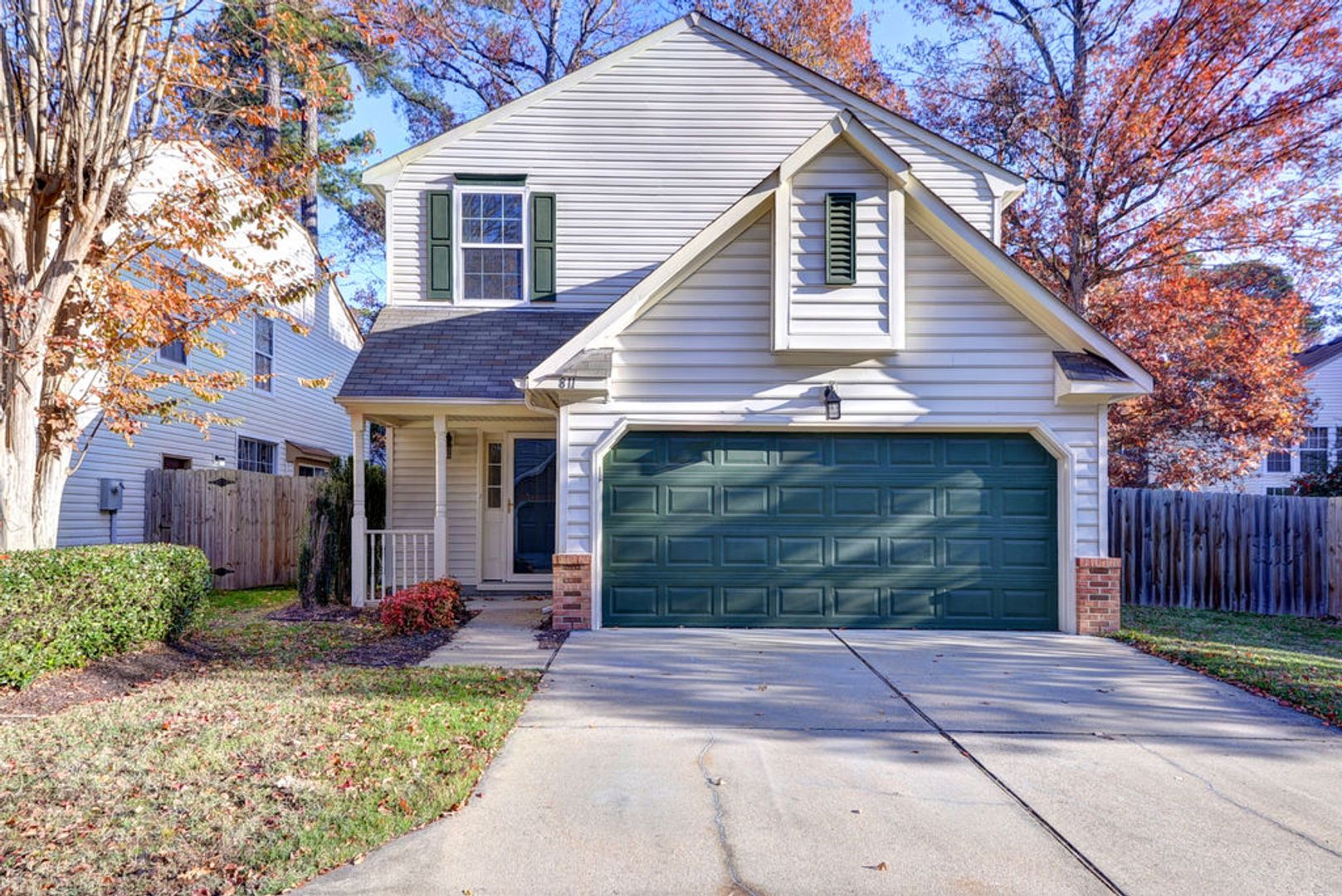 Newport News House: 811 Greystone Trace