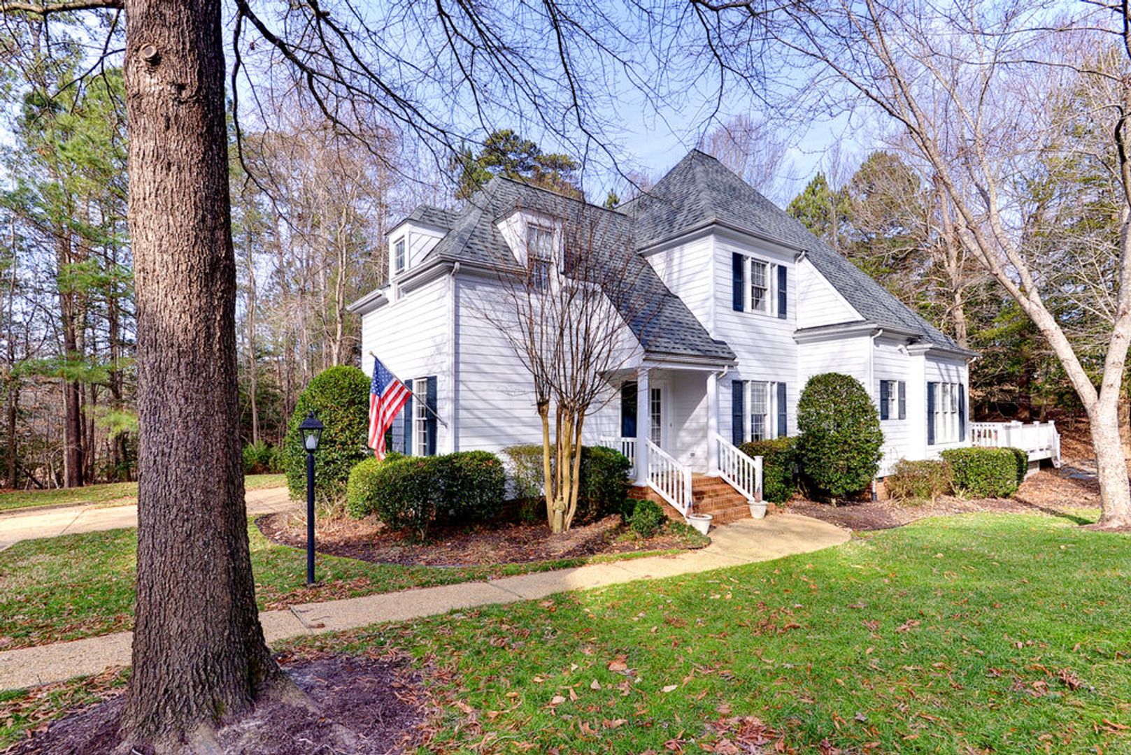 Williamsburg House: 3416 Avery Circle