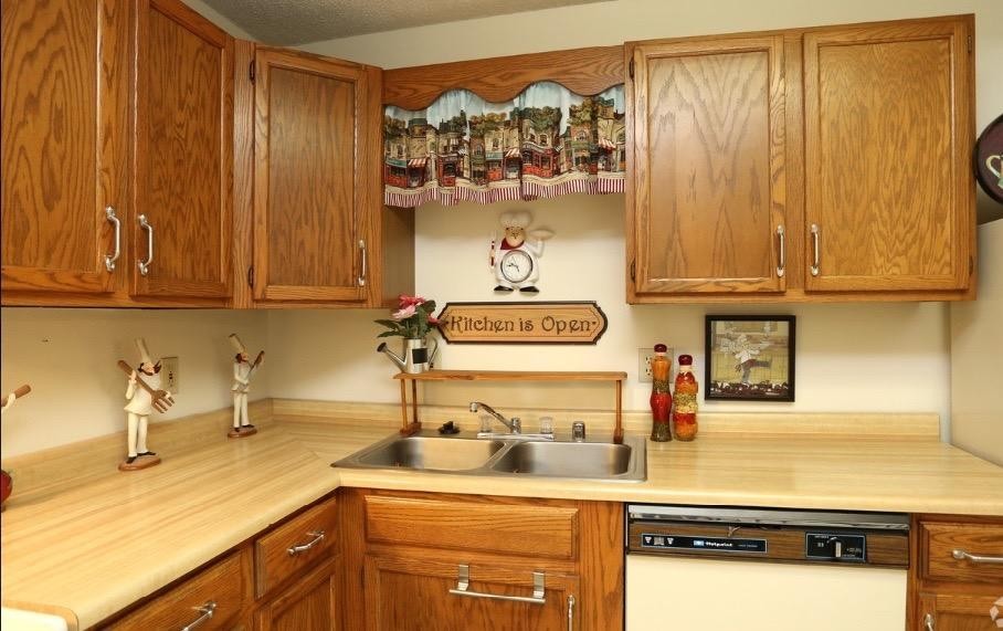 Cincinnati Apartment: 5319 Lees Crossing Drive