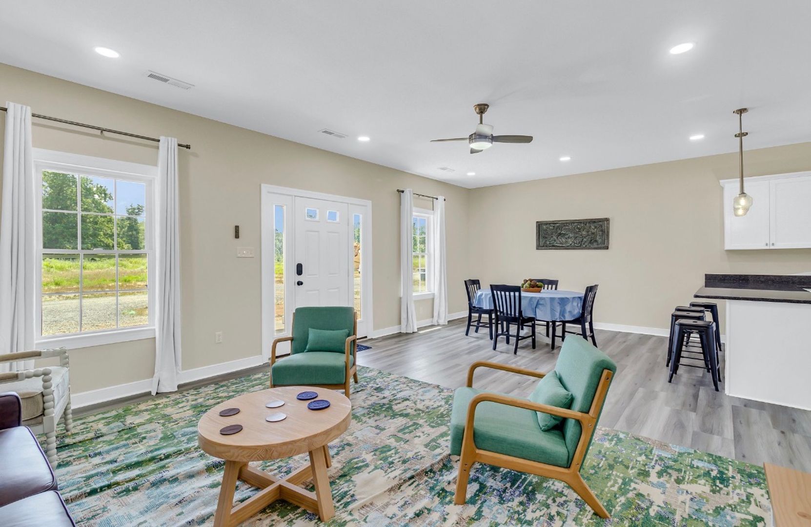 Kilmarnock Apartment: 710 James Jones Memorial Hwy