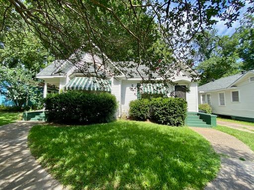 1 Bedroom 1 Bath Duplex in Highalnd! – photo 1
