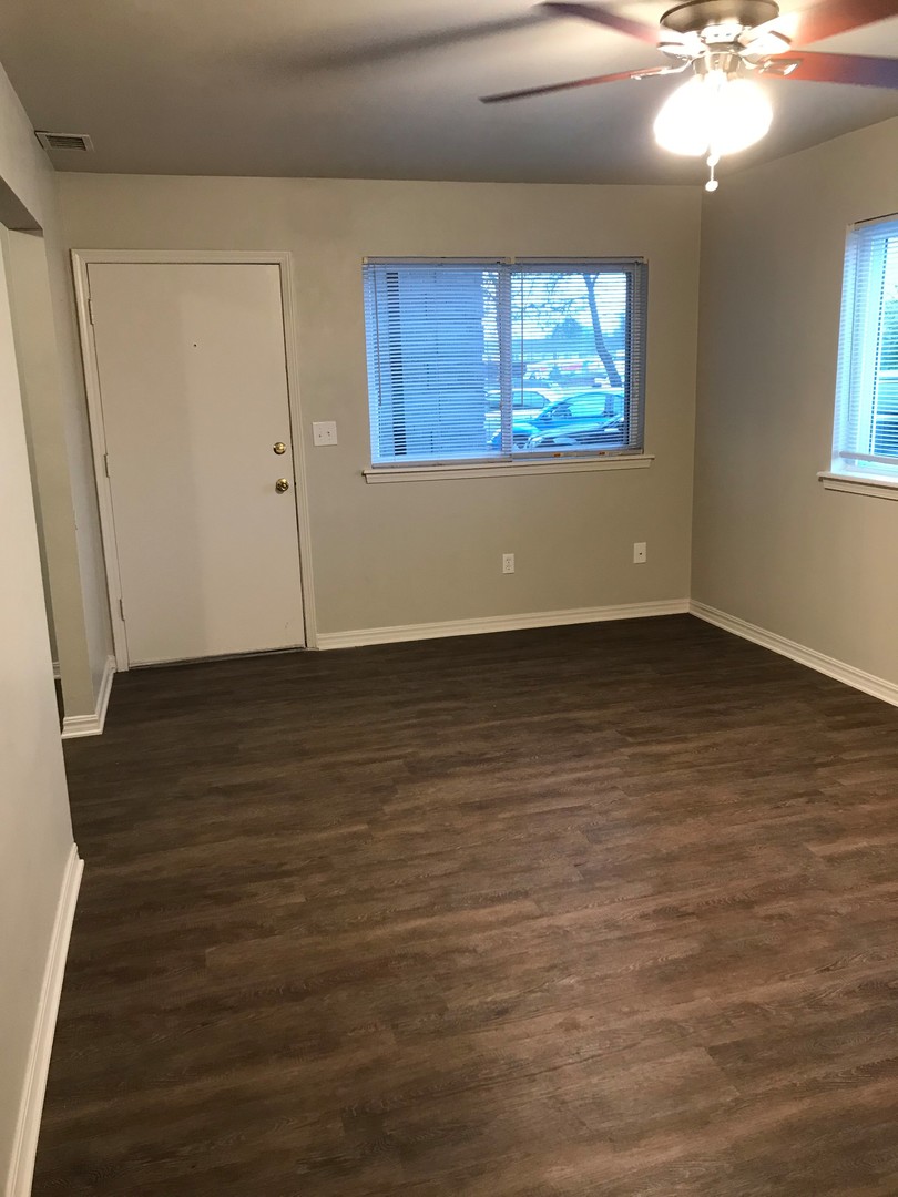 Fayetteville Apartment: 1211 North Leverett