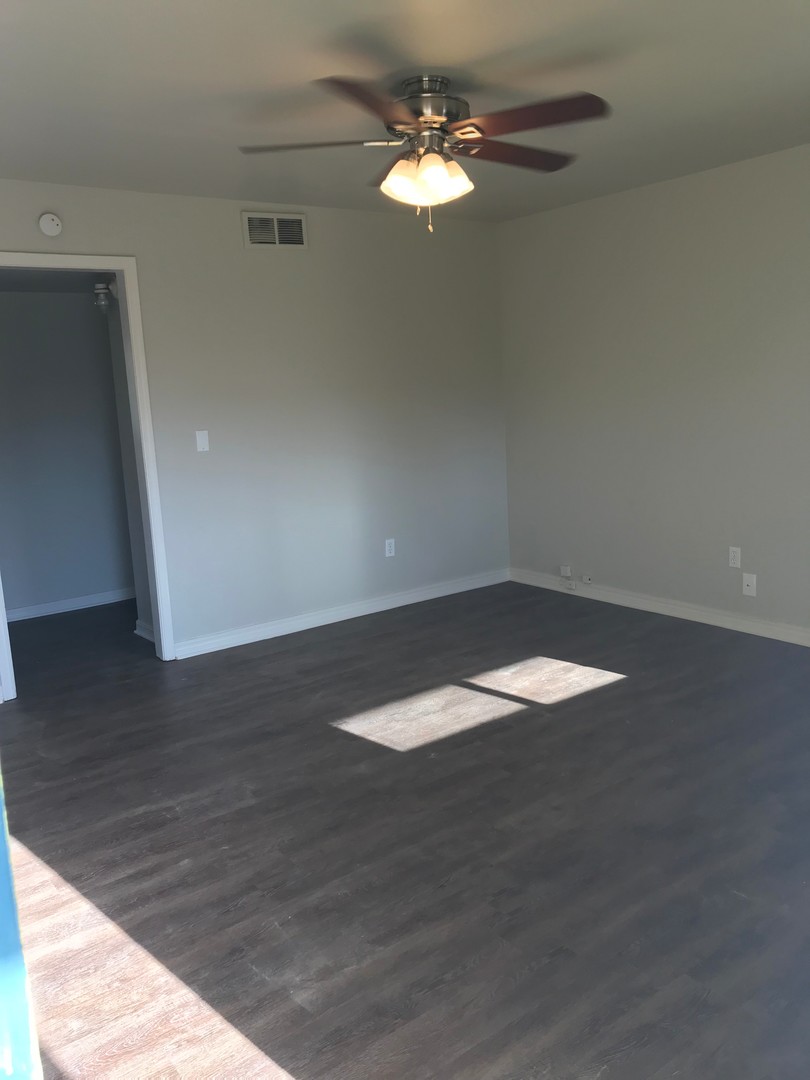 Fayetteville Apartment: 1211 North Leverett