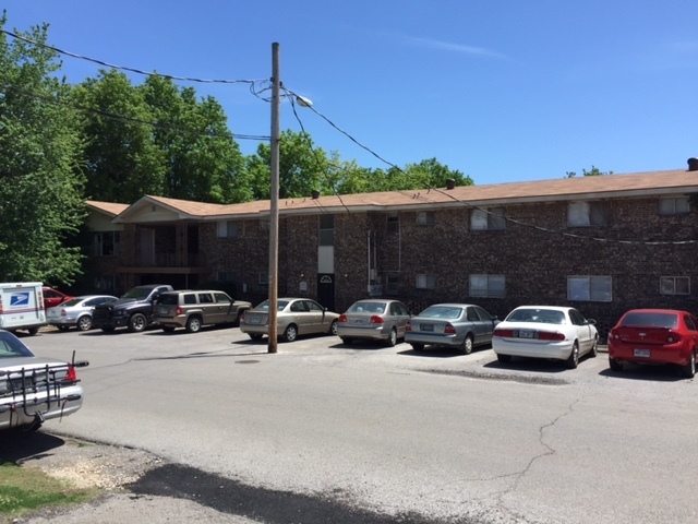 Fayetteville Apartment: 705 West Putman Street
