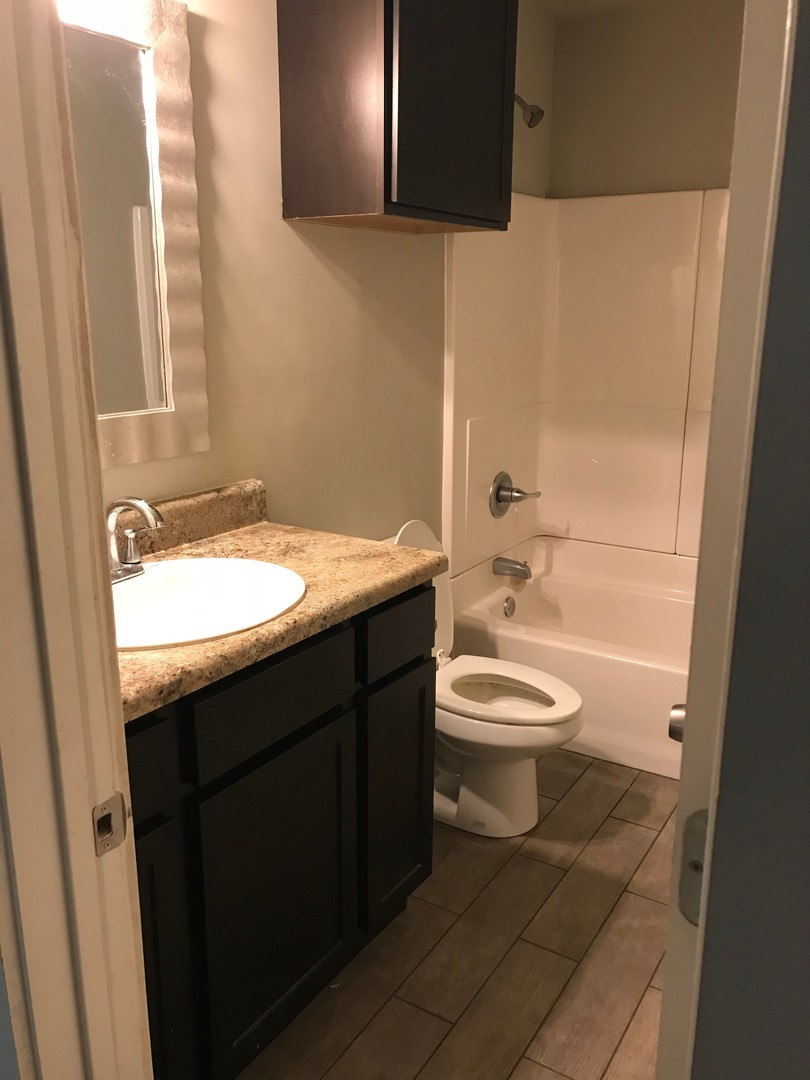 Fayetteville Apartment: 508/510 S Duncan Ave