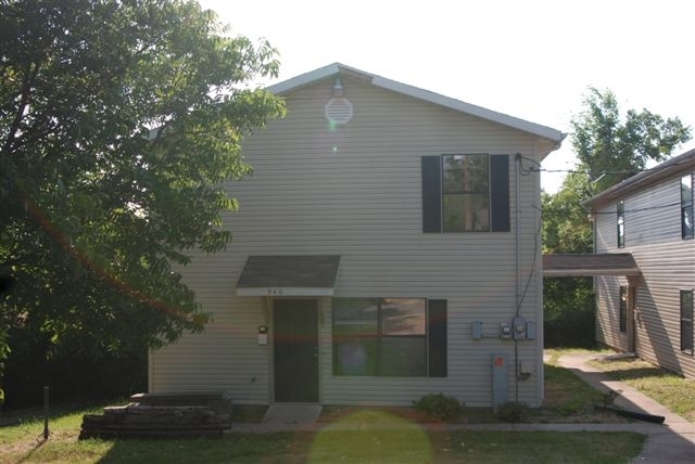 Fayetteville Apartment: 938-940 N Oakland Avenue