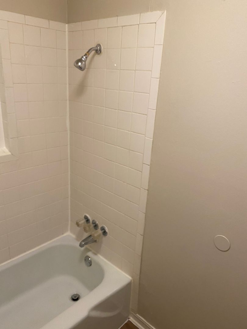 Fayetteville Apartment: 1211 North Leverett