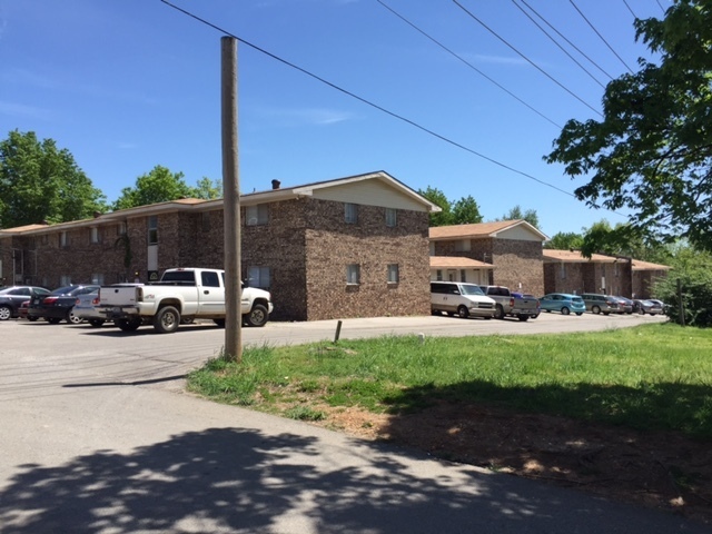 Fayetteville Apartment: 705 West Putman Street