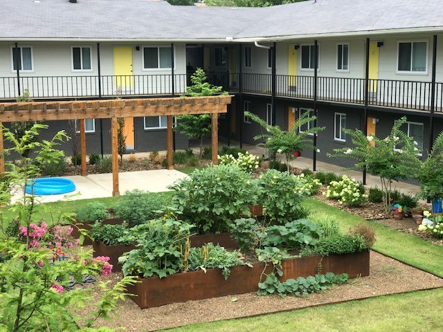 Fayetteville Apartment: 1211 North Leverett