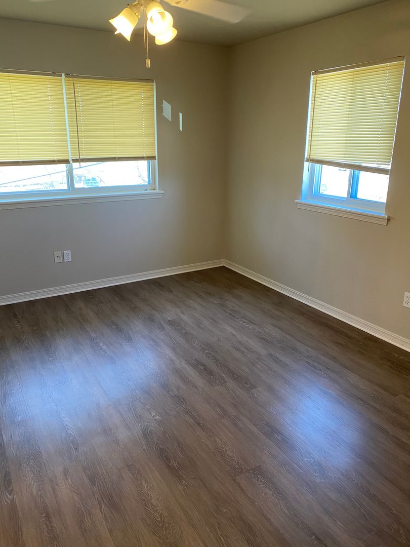 Fayetteville Apartment: 1211 North Leverett