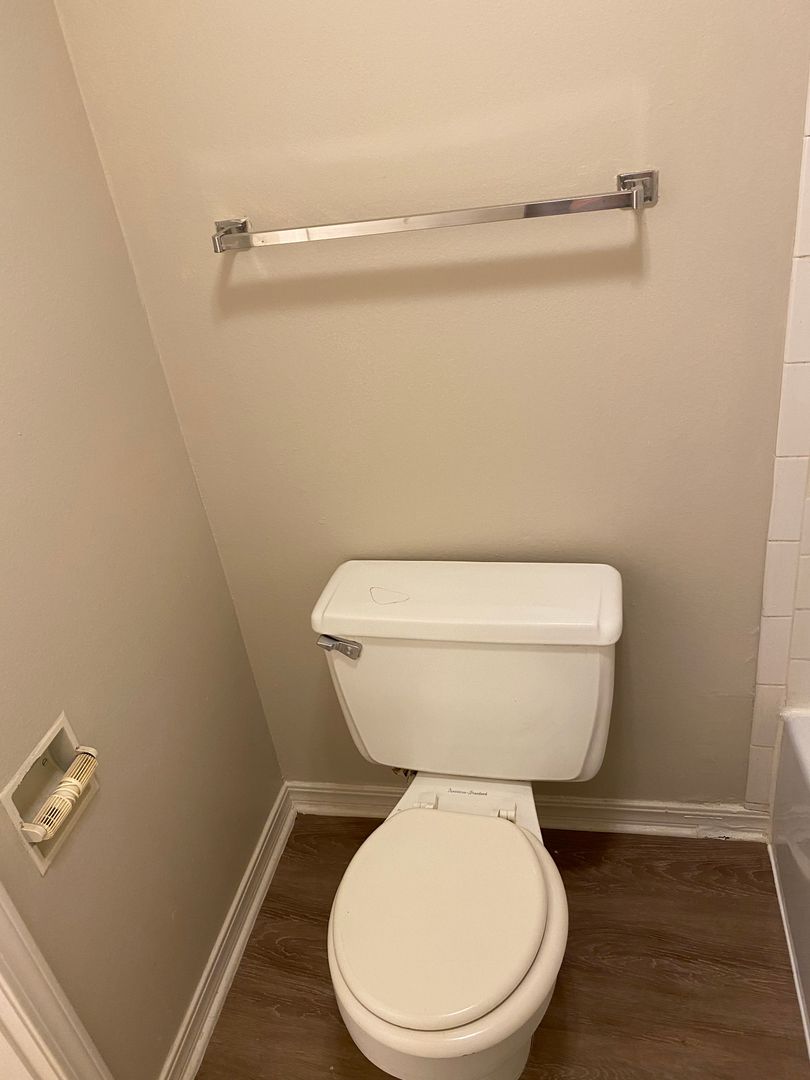 Fayetteville Apartment: 1211 North Leverett