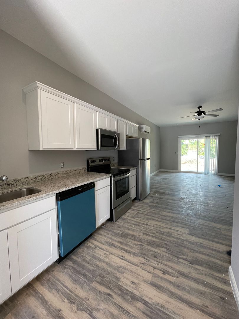 Winchester Apartment: 505 Wellington Way