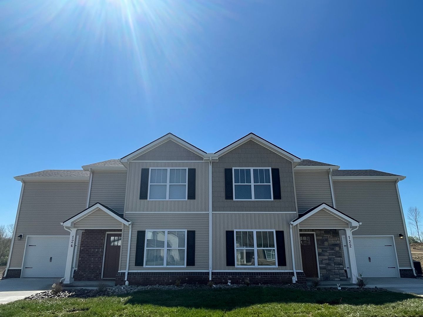 Winchester Apartment: 122/124 Tucker Lane