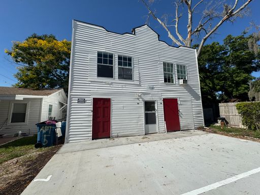 Charming Apartment Close to Downtown Lake Wales