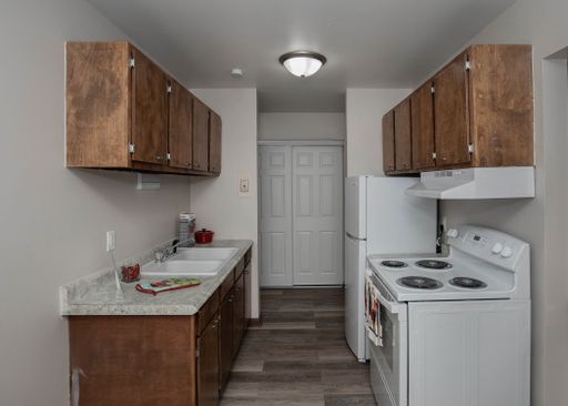 NEWLY REMODELED 1 BED! – photo 1