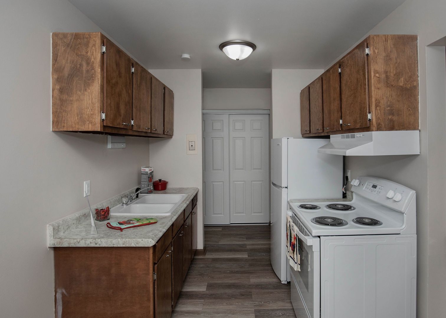 Davenport Apartment: 3540 N Main Street