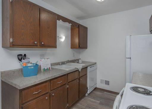2 bed 1 bedroom freshly remodeled – photo 1