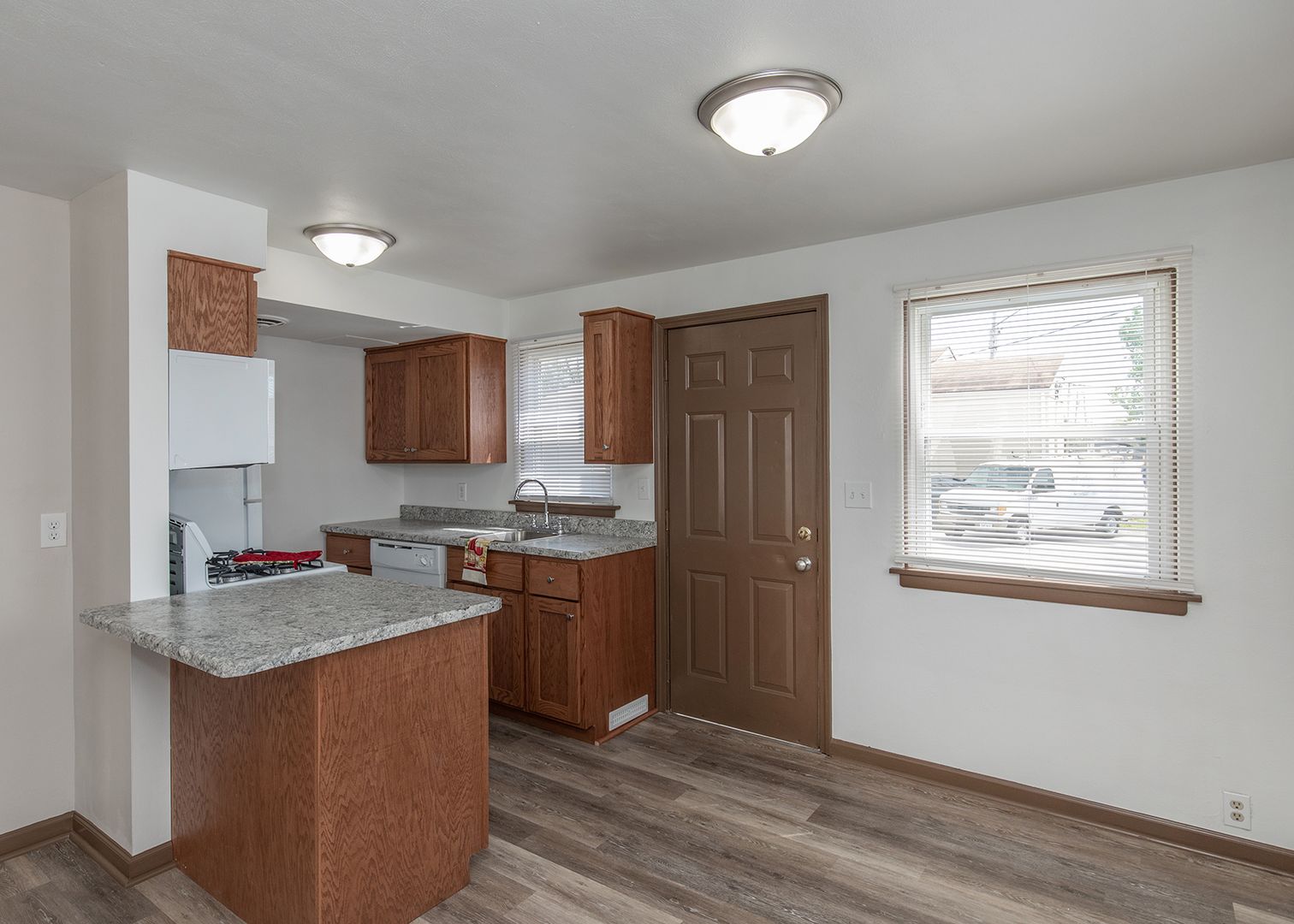 Bettendorf Apartment: 315 21st Street