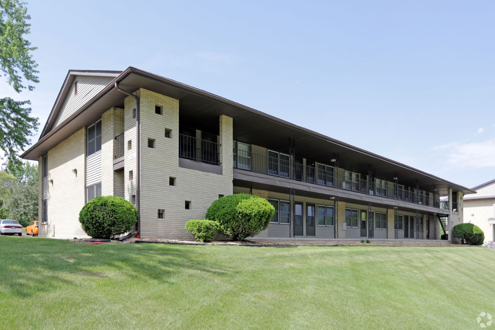 Ames Apartment: 4112-4400 Westbrook Drive