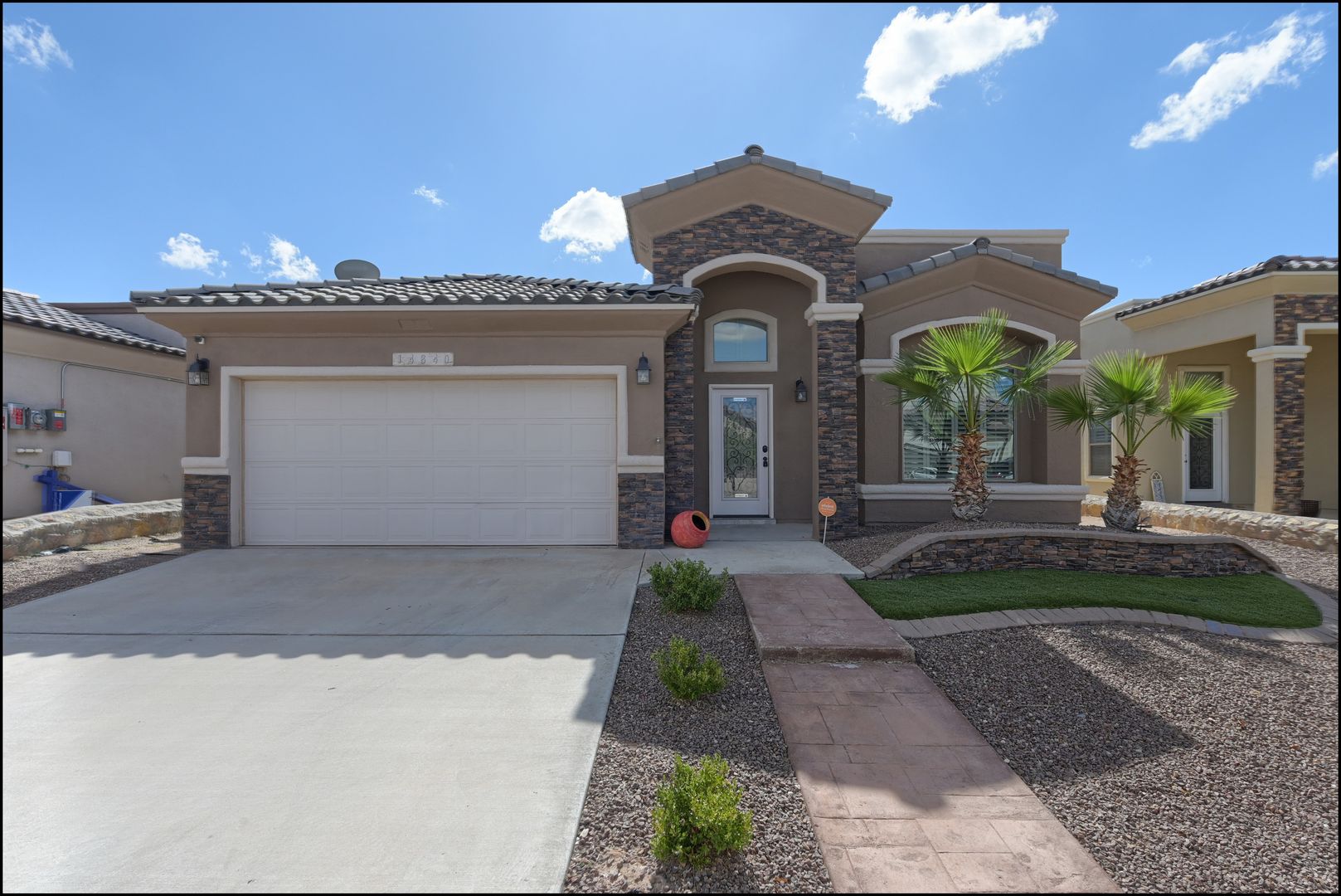 El Paso House: 14840 Ted Banks