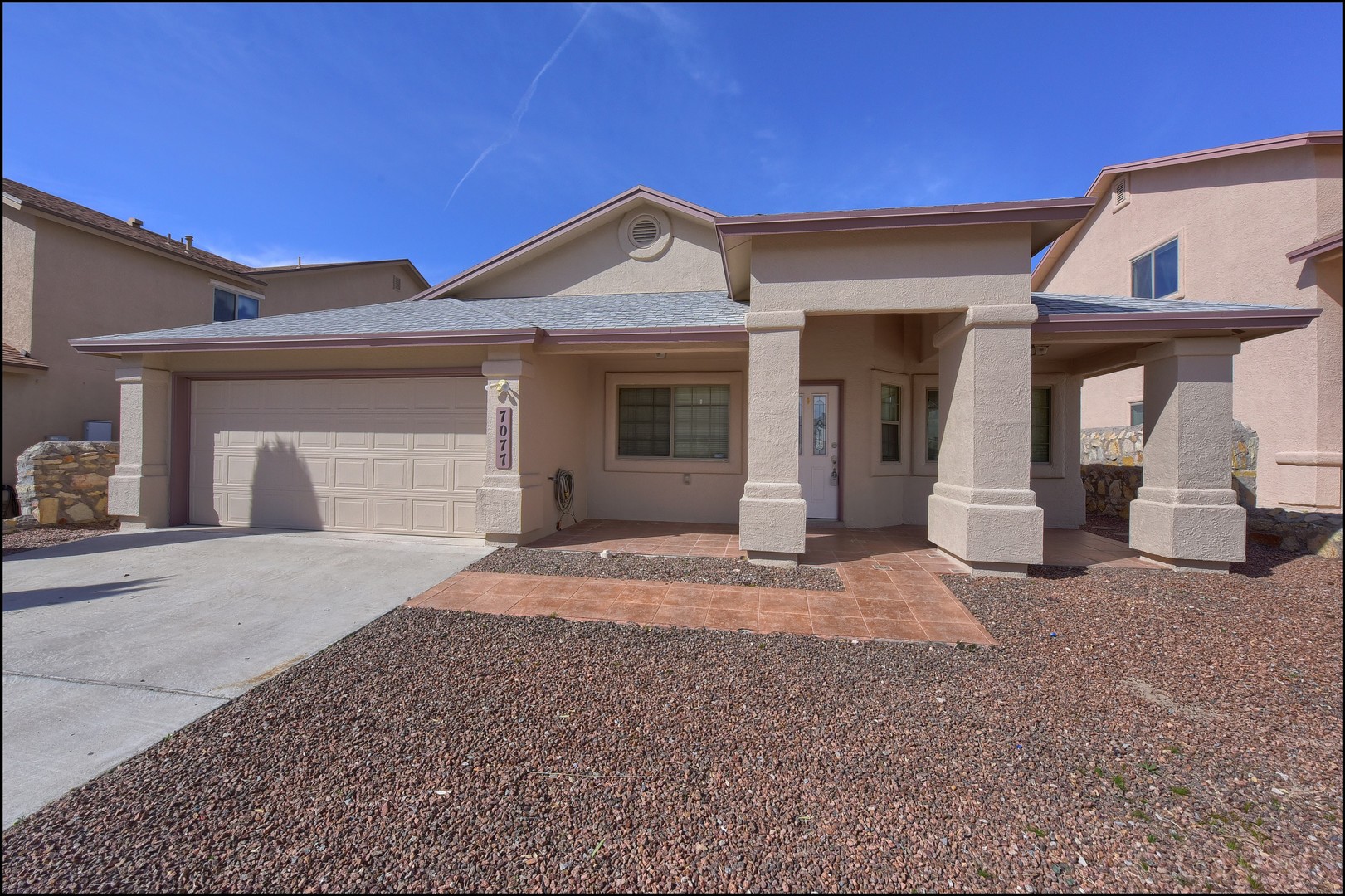 El Paso House: 7077 Luz De Sol