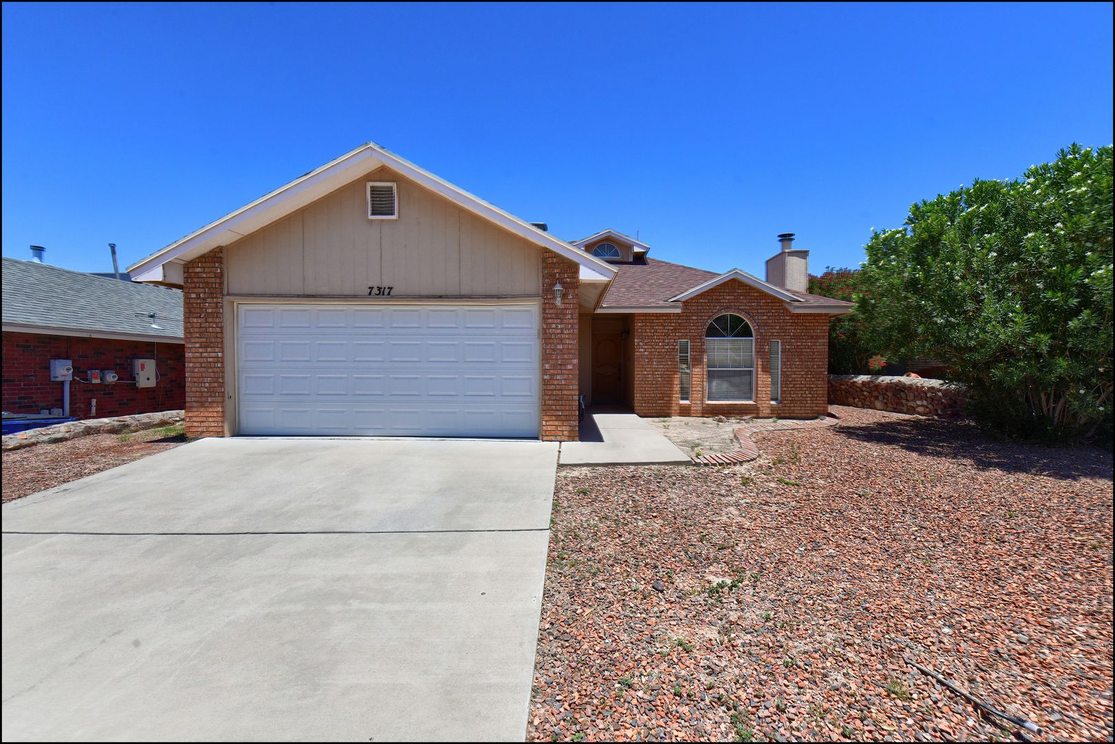 El Paso House: 7317 Desierto Rico Ave.