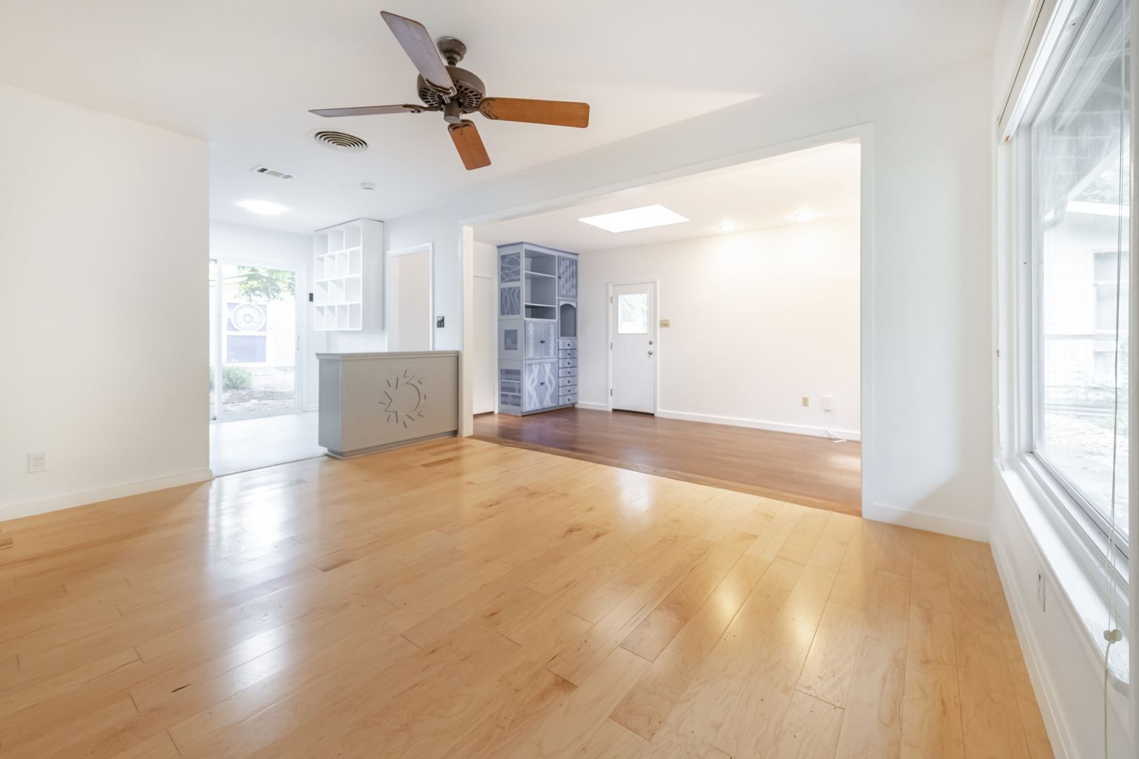 austin House: 6202 Peggy St
