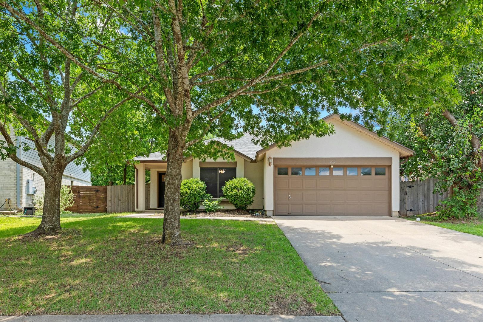 Pflugerville House: 705 Catumet