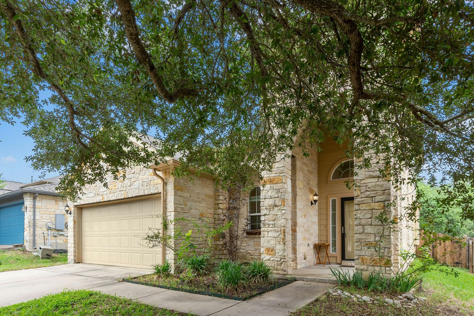 Austin House: 2113 Tin Can Drive