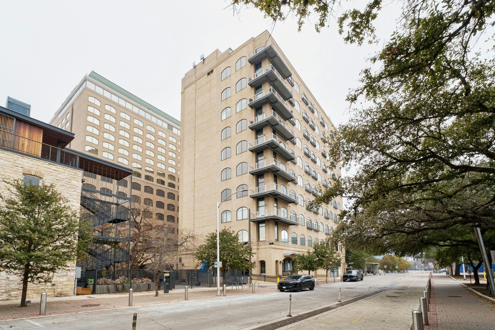 Austin Condo: 507 Sabine Street Unit 403