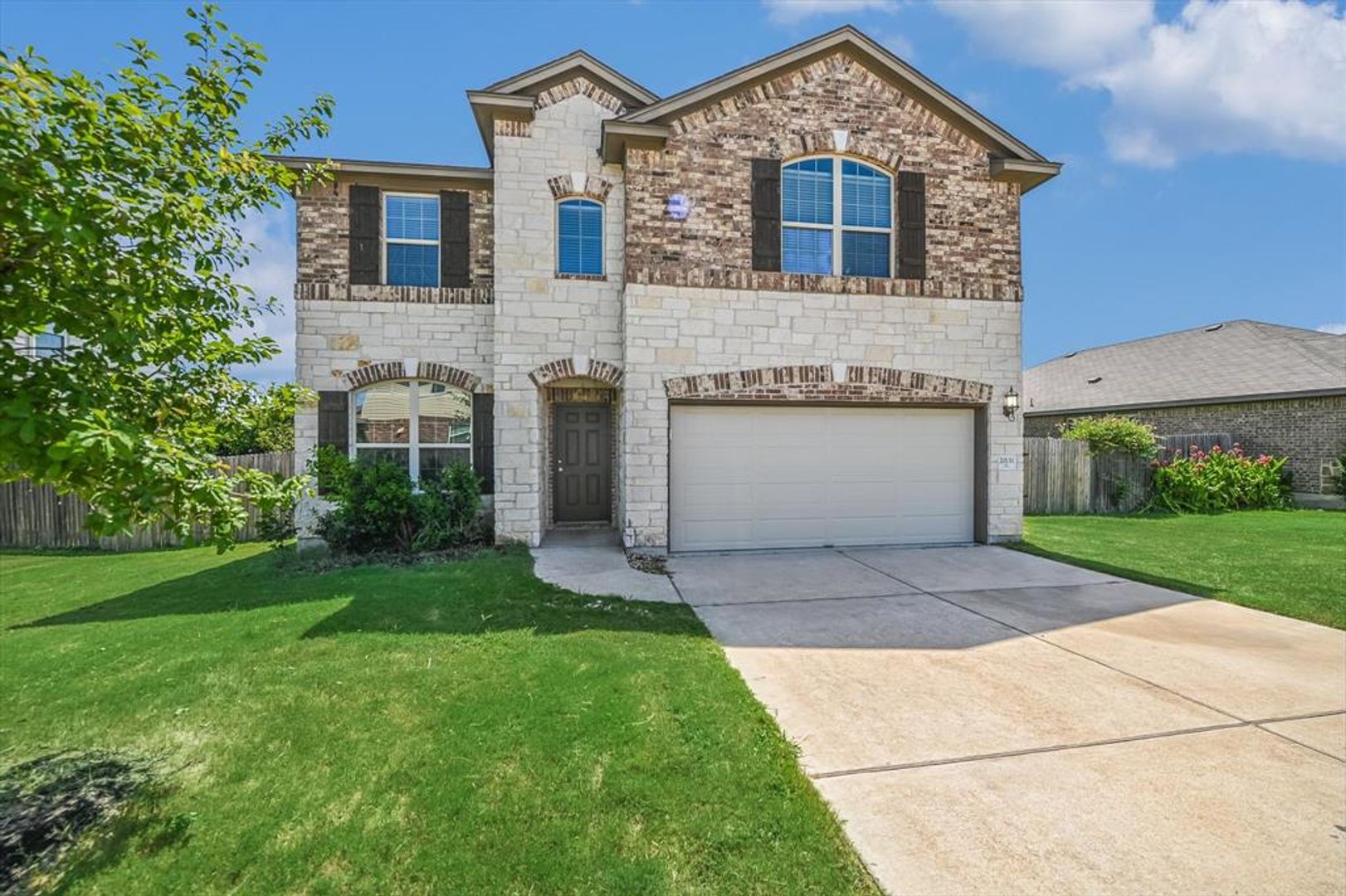 Pflugerville House: 20133 Navarre Ter