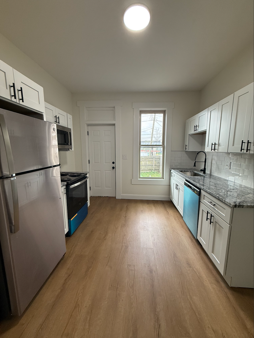 Columbus Townhome: 433 Hanford Street