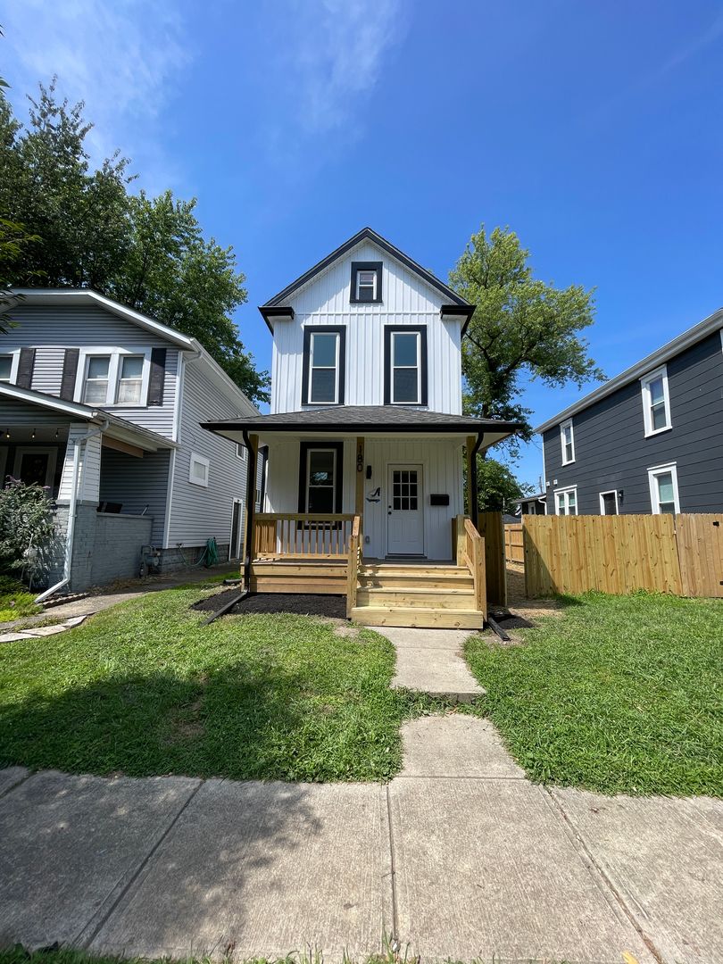 Columbus House: 180 E Morrill Ave