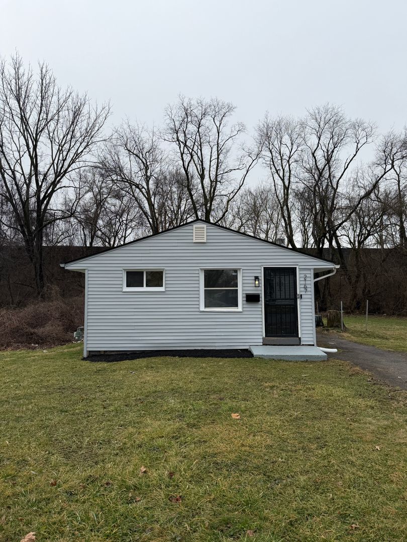 Columbus House: 2167 Avalon Pl