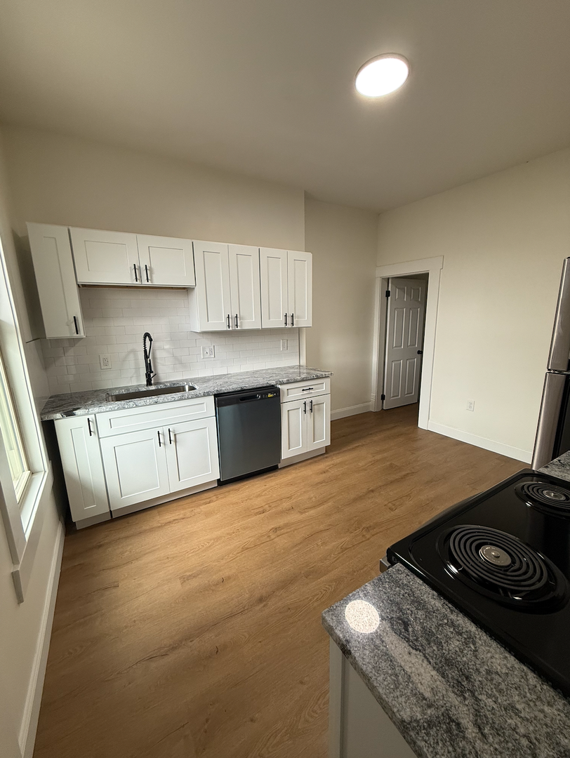 Columbus Townhome: 433 Hanford Street