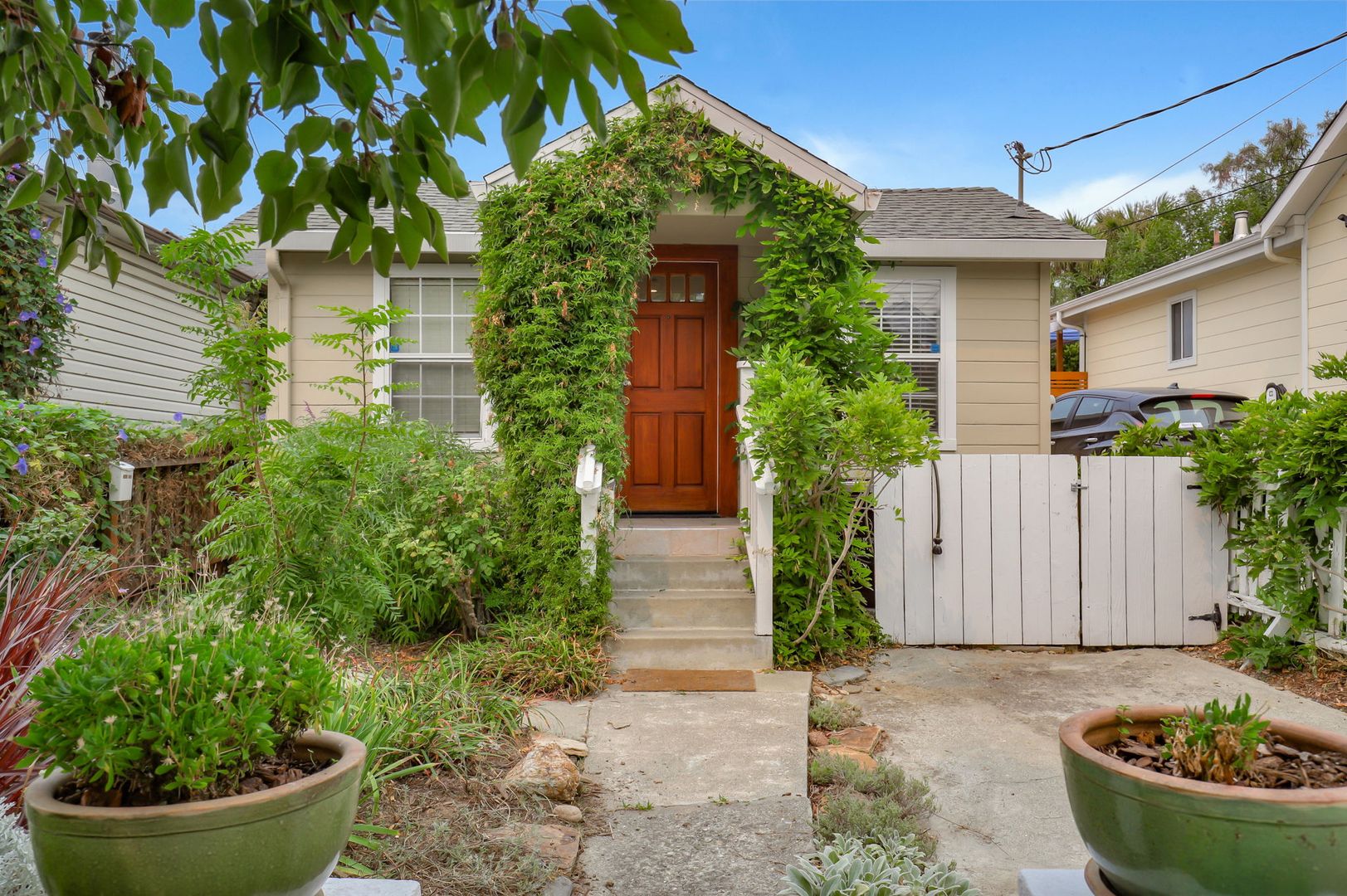 Oakland Apartment: 3669 Madrone
