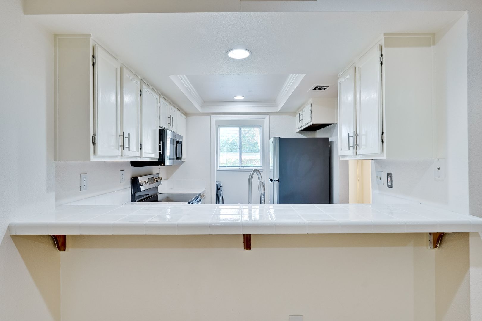 San Jose Townhome: 1006 Summerplace Drive