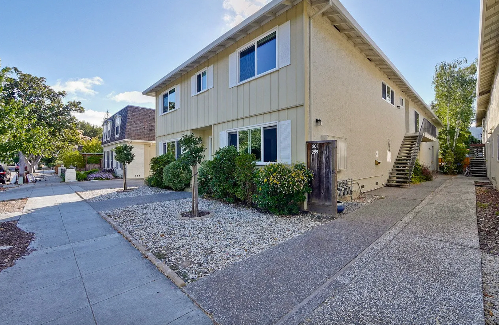 Spacious 3 Bed 2 Bath Condo Located Walking Distance to California Ave. 
