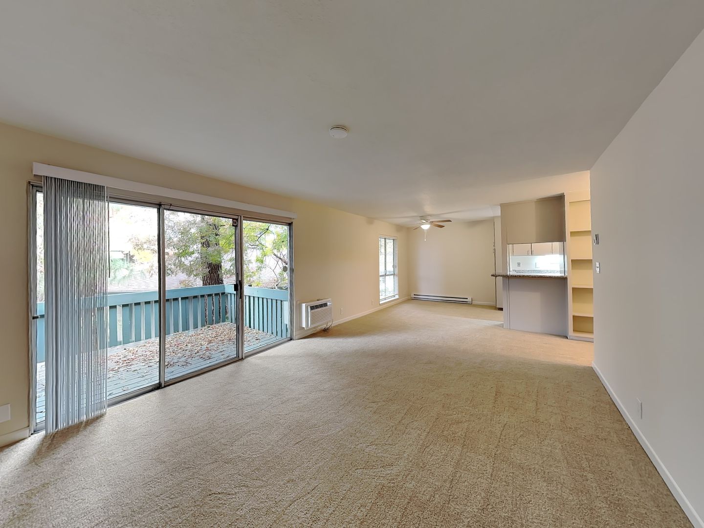 Concord Condo: 1036 Oak Grove Road