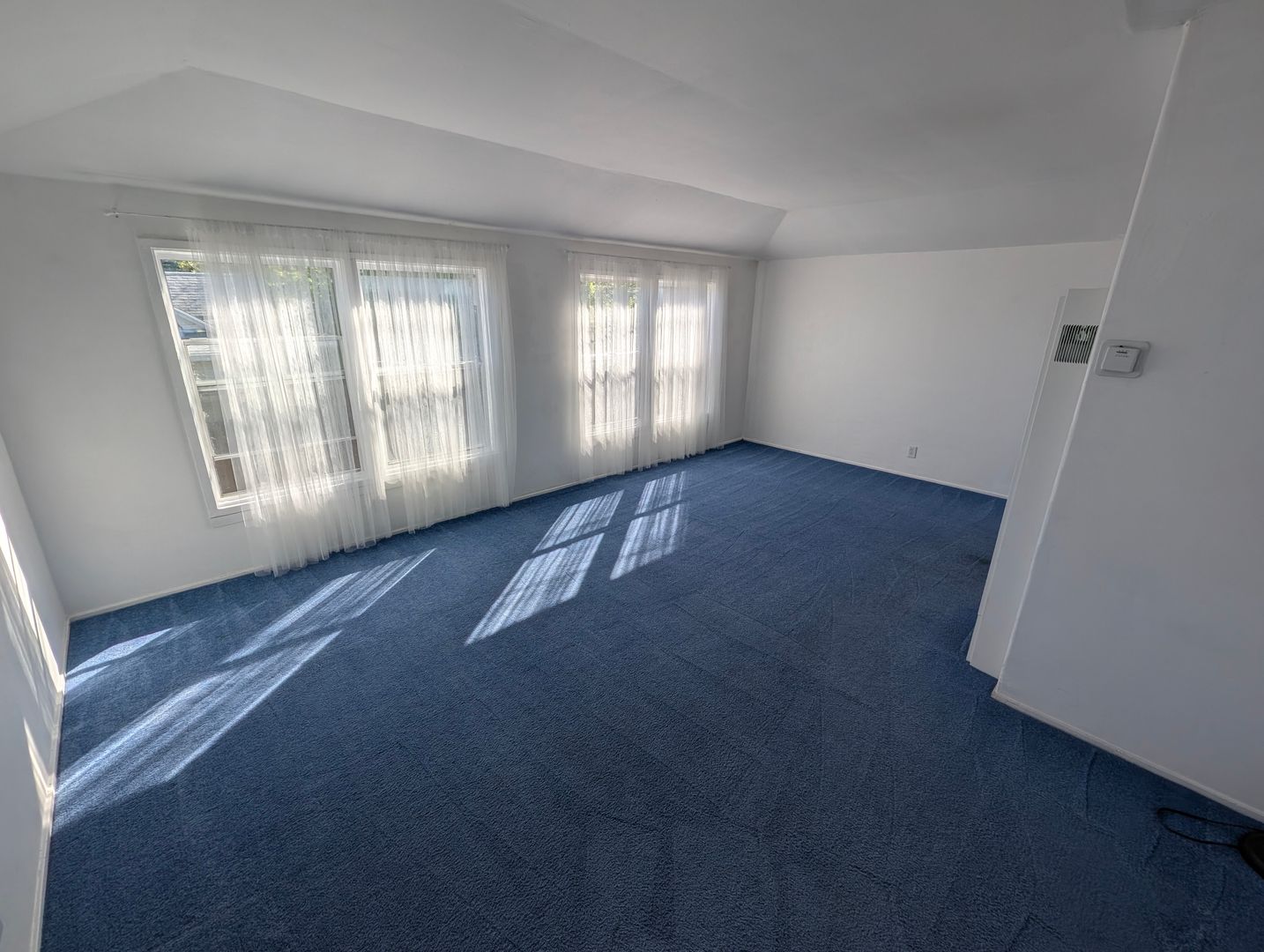 Vallejo Apartment: 1716 Marin Street