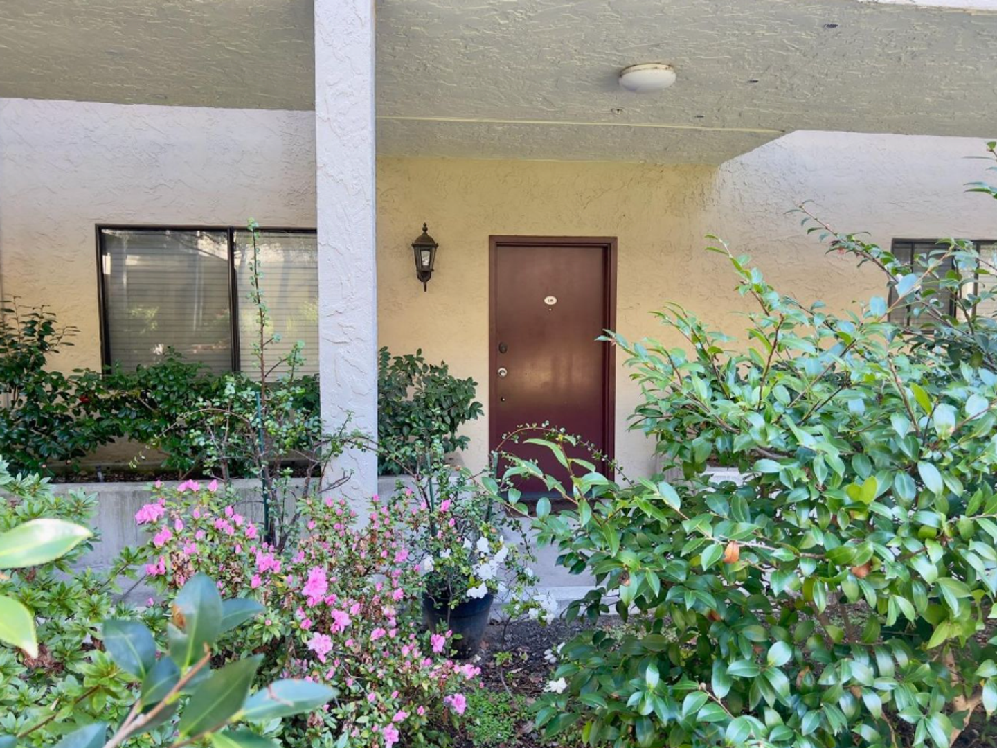 Santa Clara Condo: 2200 Agnew Road