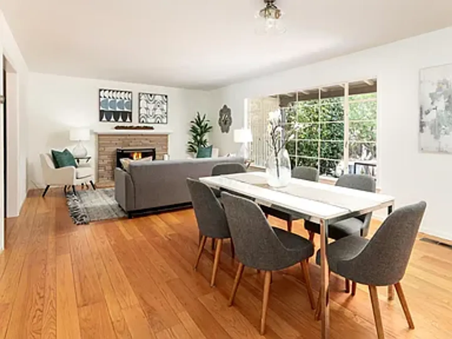 Los Altos House: 349 Chamisal Avenue