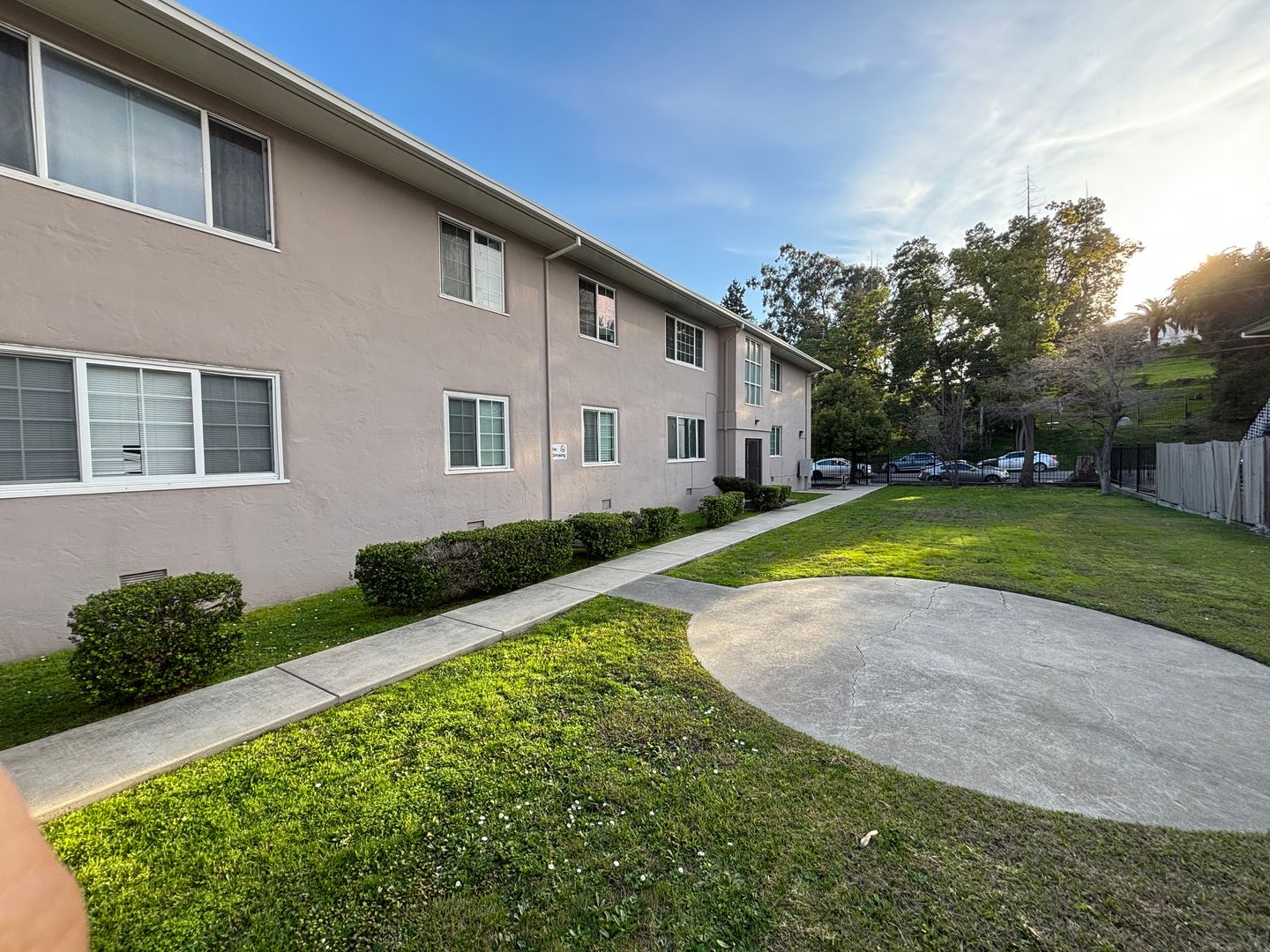 Oakland Apartment: 6716 MacArthur Blvd.