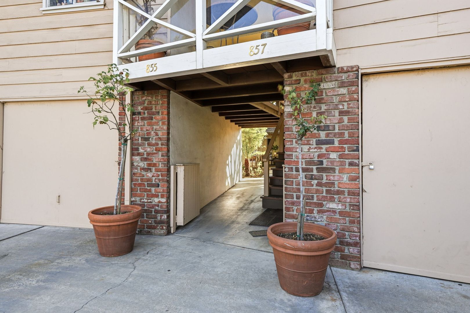 Mountain View Apartment: 857 Park Drive
