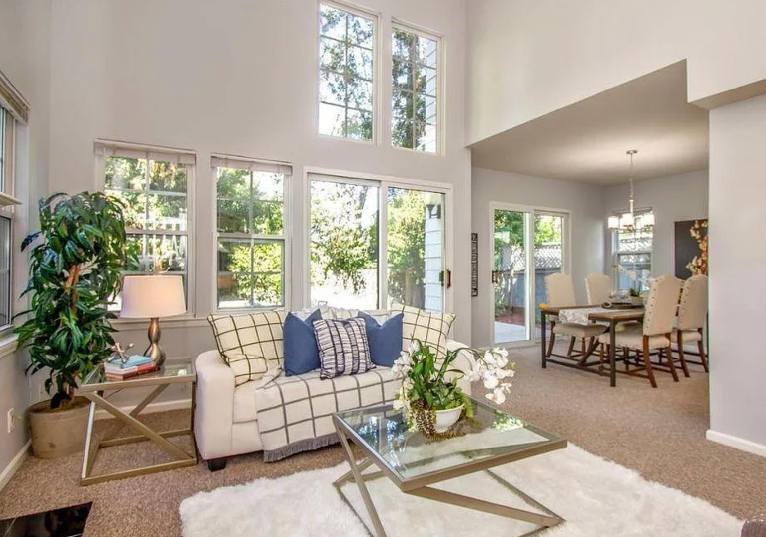 Redwood City House: 51 Dockside circle