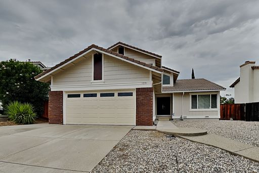 Clayton Valley 4/3 Double-Level Home Available Now! – photo 1