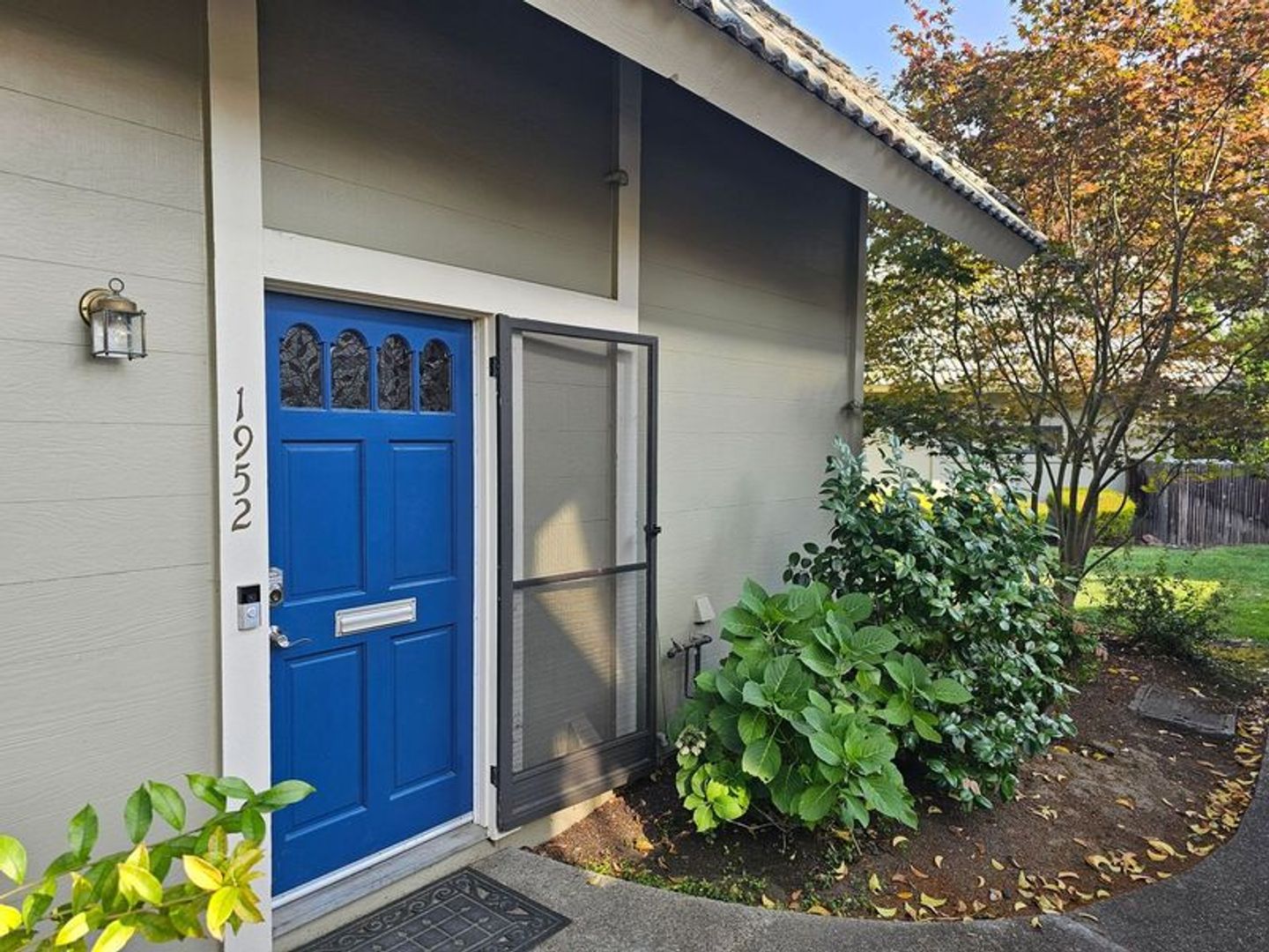 Mountain View Townhome: 1952 Silverwood Avenue,