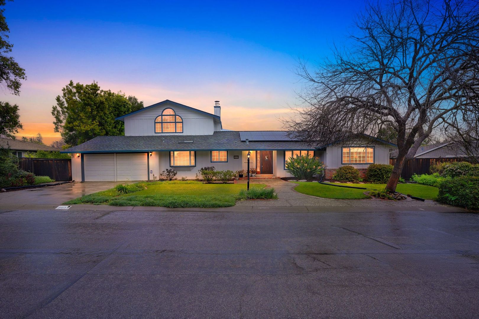 Los Altos House: 2055 Kent Drive