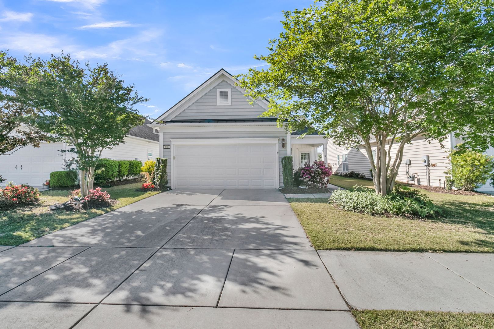 Summerville House: 168 Sea Lavender Ln