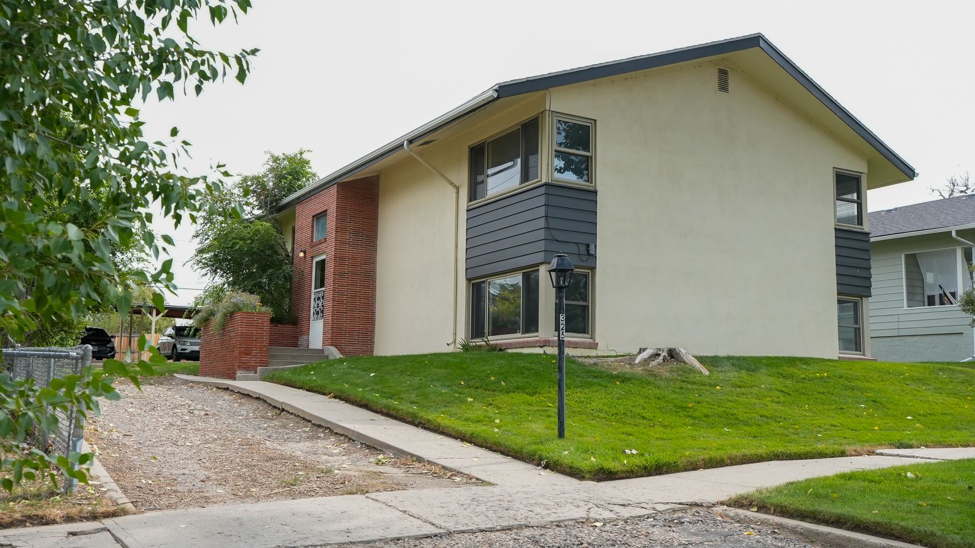 Casper Apartment: 325 S. Kimball